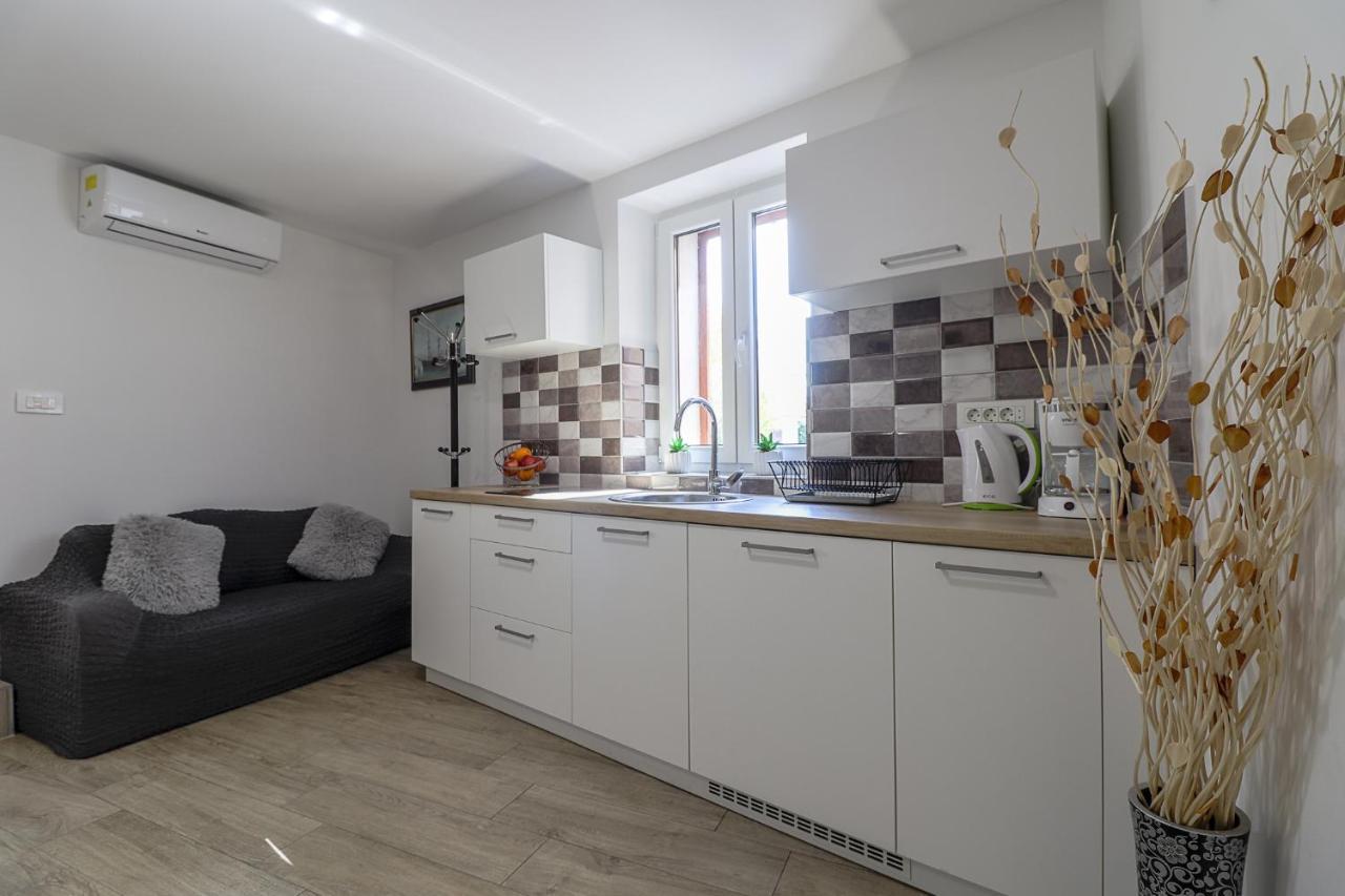 Apartman Juraj I Matej 弗尔萨尔 外观 照片