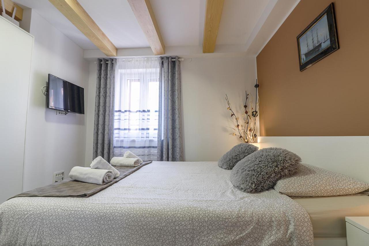 Apartman Juraj I Matej 弗尔萨尔 外观 照片