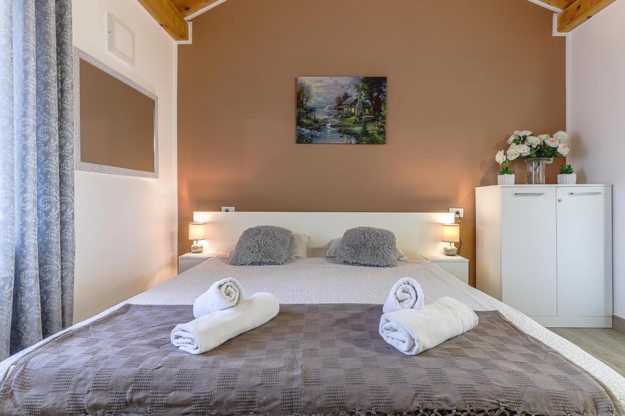 Apartman Juraj I Matej 弗尔萨尔 外观 照片